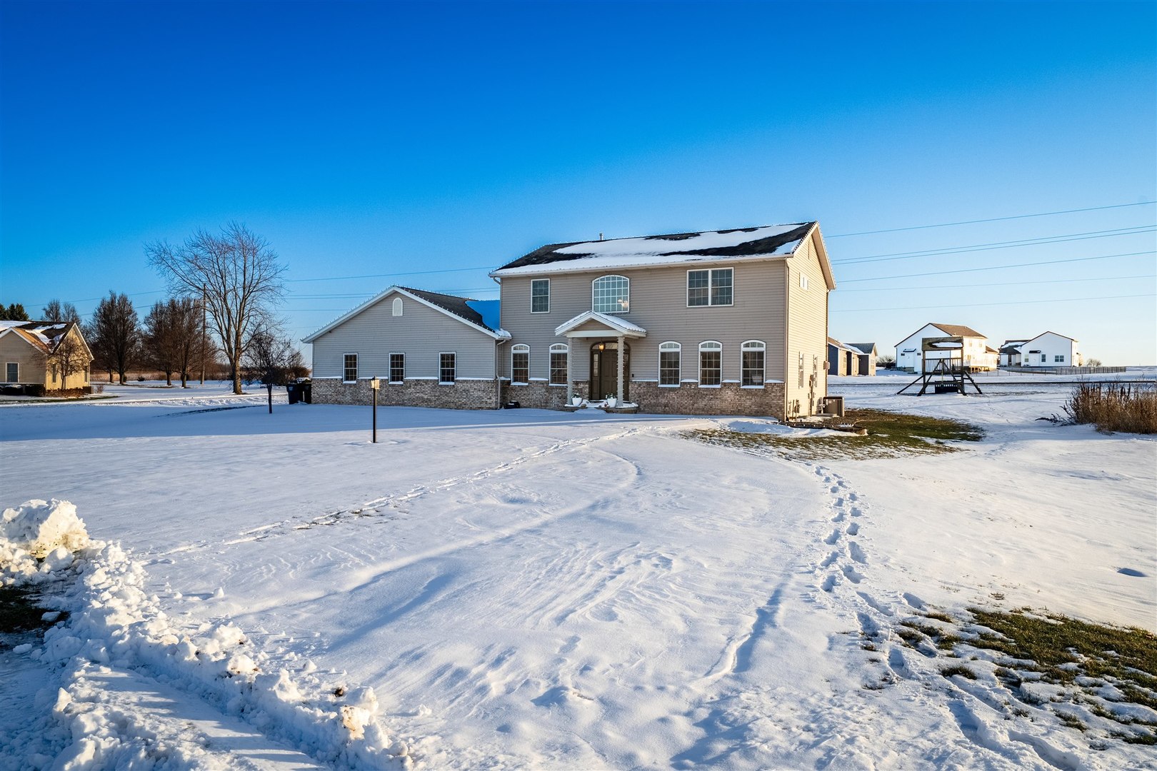 202 Comet Lane, Heyworth, IL 61745