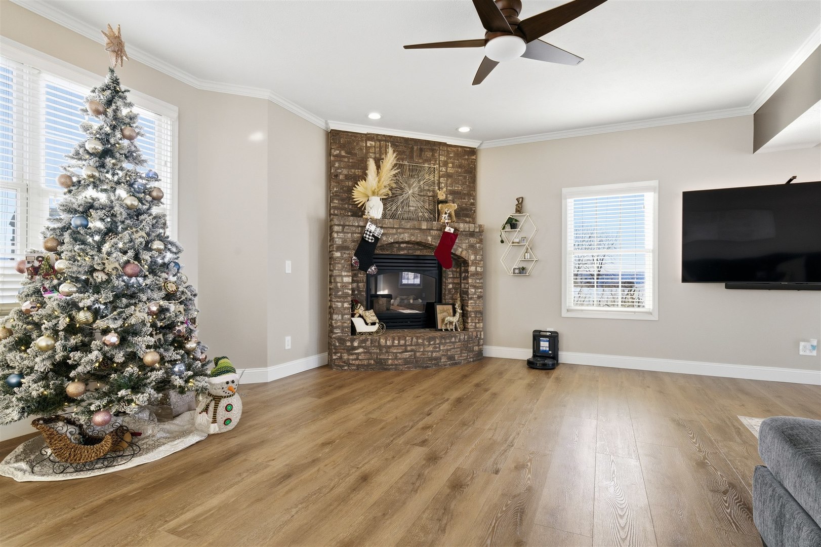 202 Comet Lane, Heyworth, IL 61745