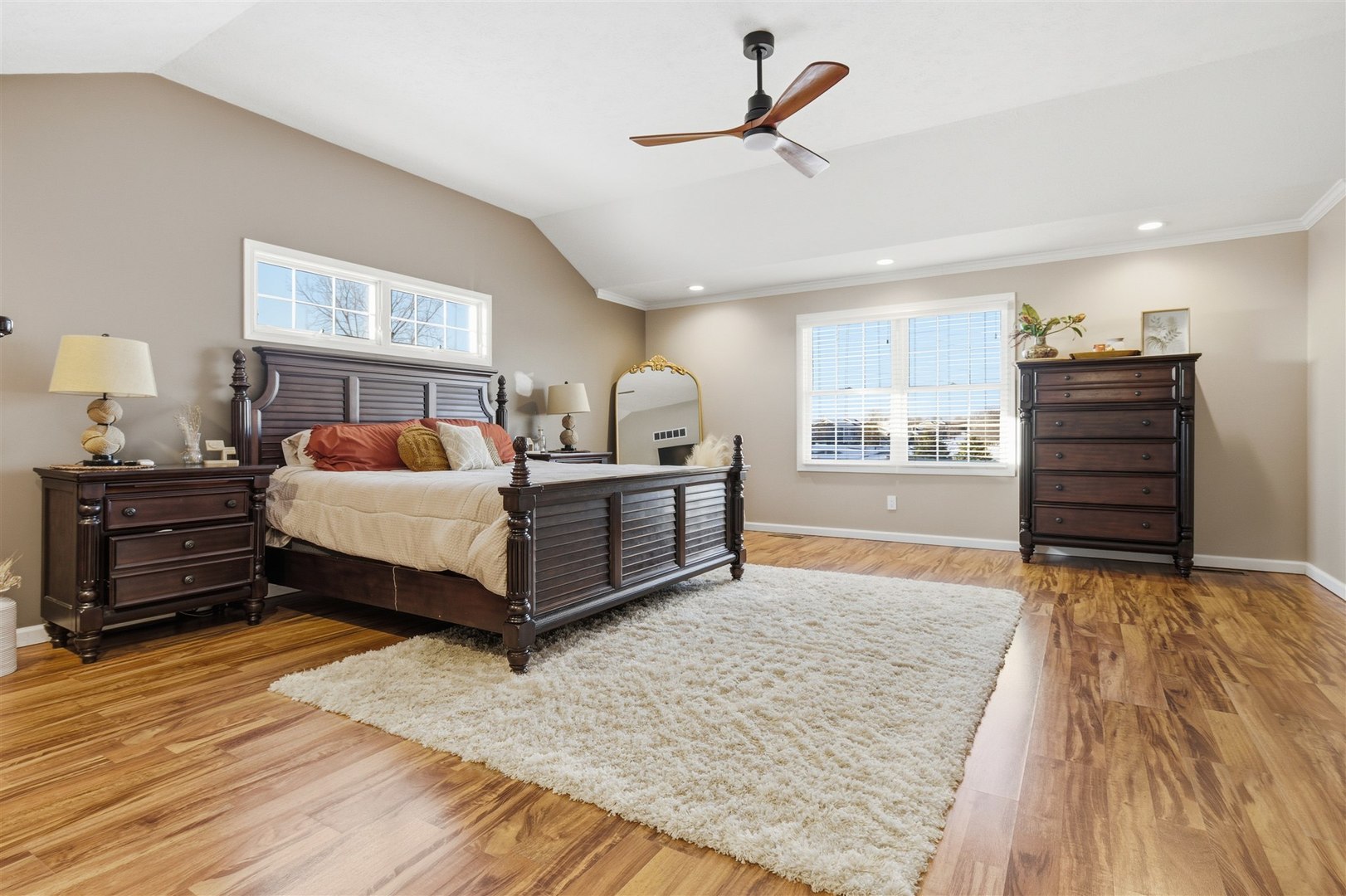 202 Comet Lane, Heyworth, IL 61745