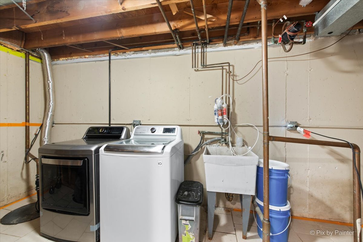 14409 Lamon Avenue, Midlothian, IL 60445