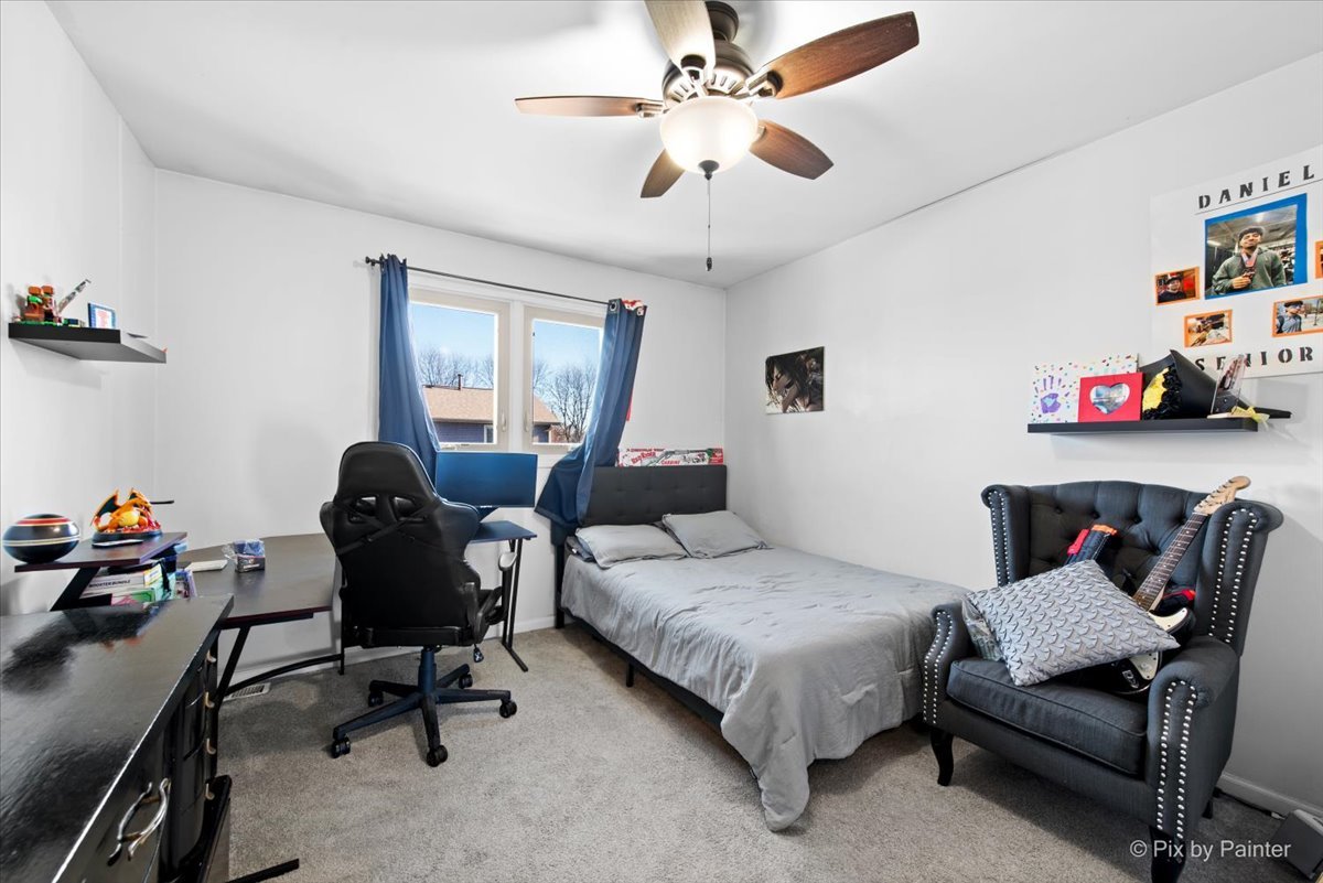 14409 Lamon Avenue, Midlothian, IL 60445