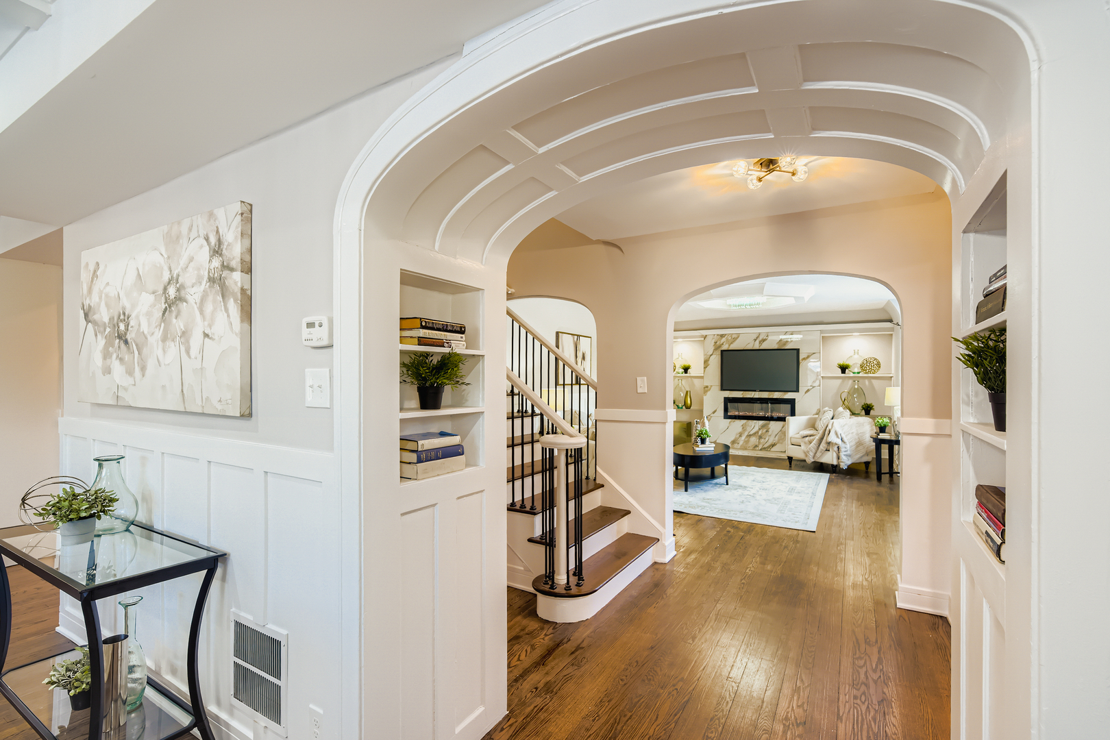 9001 S Claremont Avenue, Chicago, IL 60643