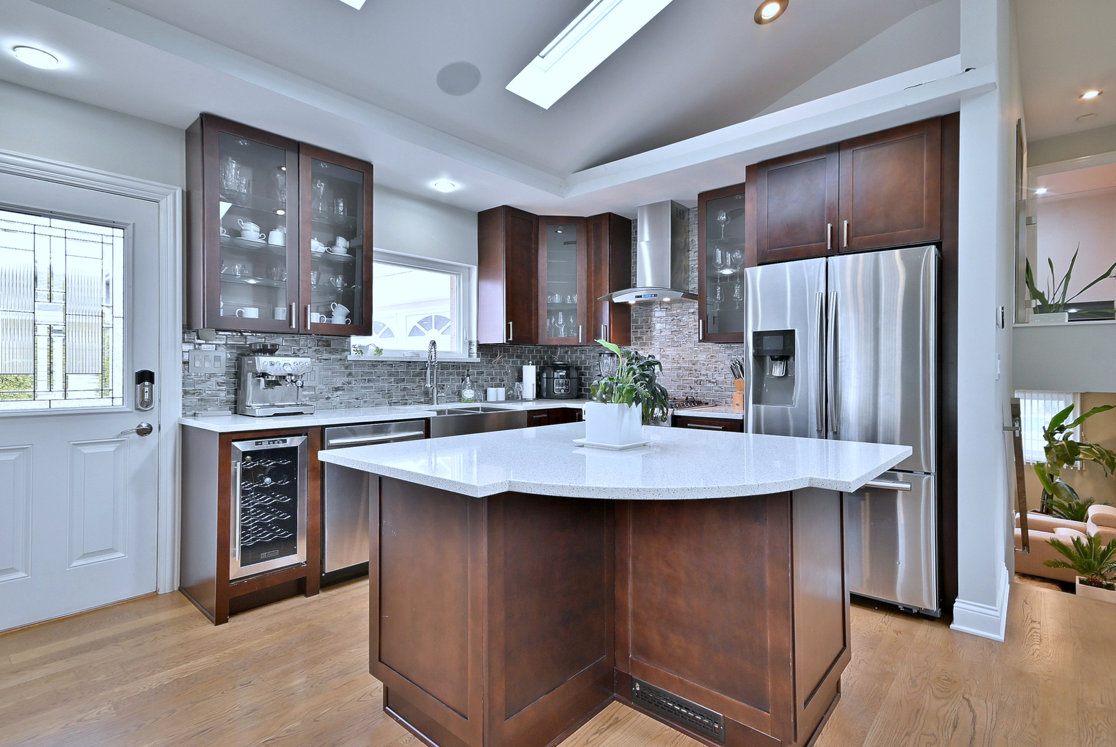 575 Bedford Lane, Des Plaines, IL 60016