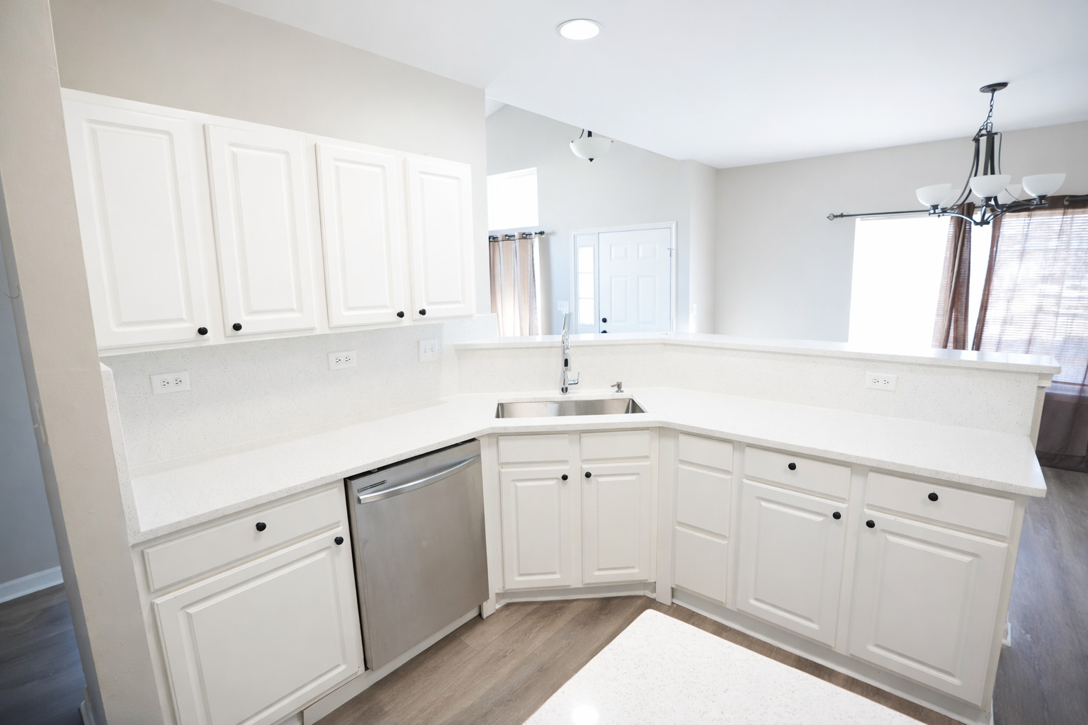 1037 Parkhill Circle #1037, Aurora, IL 60502