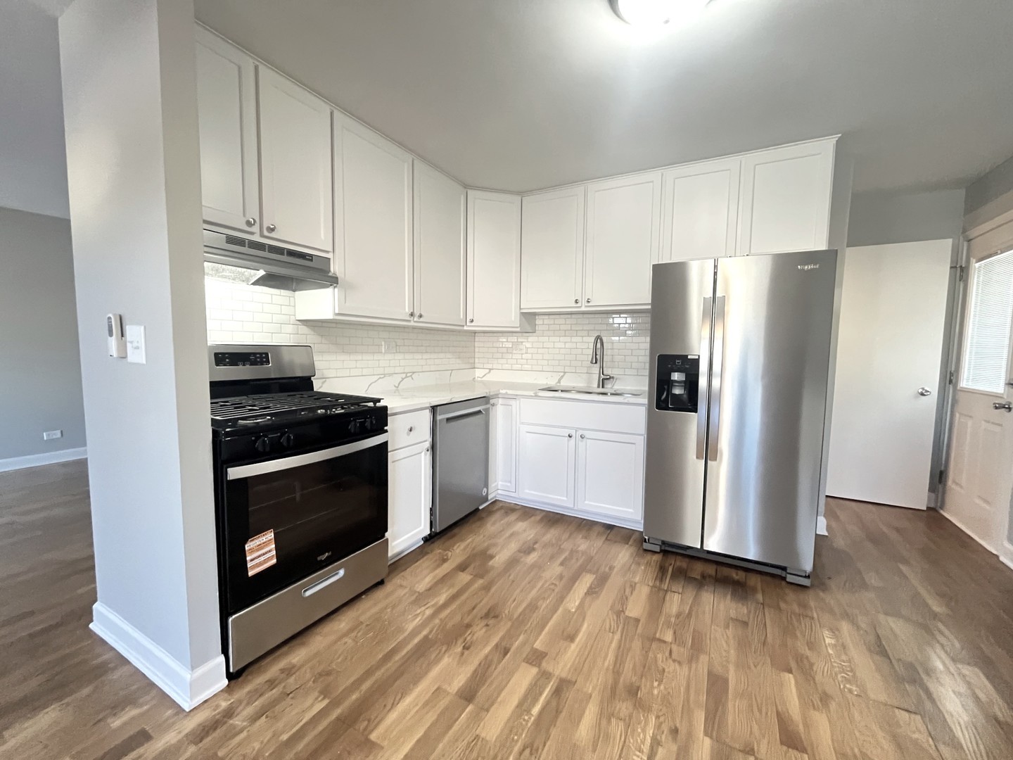 1606 N Poplar Avenue, Round Lake Beach, IL 60073