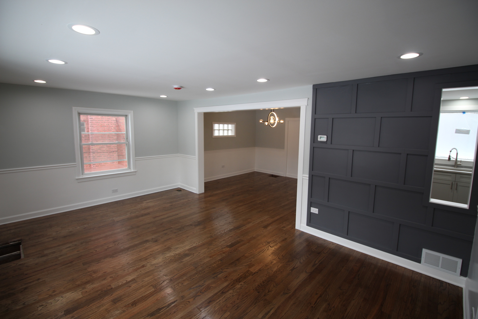 10030 S Luella Avenue, Chicago, IL 60617