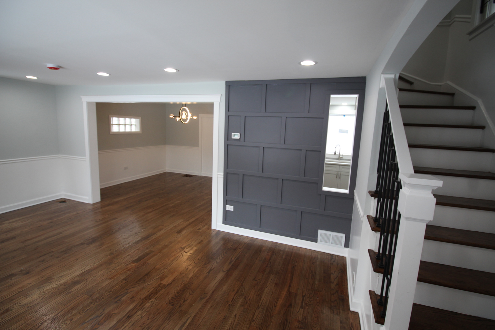 10030 S Luella Avenue, Chicago, IL 60617