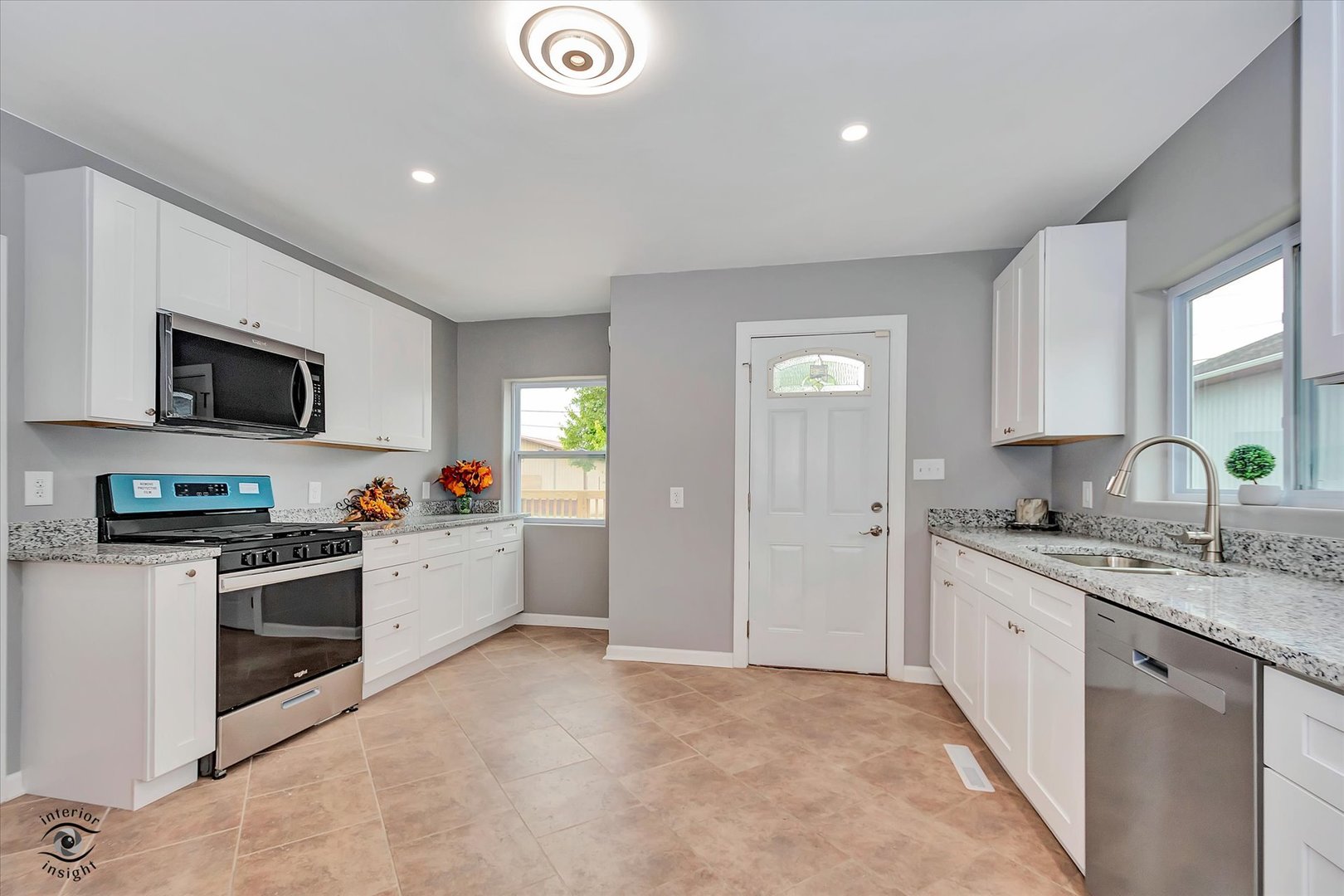 1032 S East Avenue, Kankakee, IL 60901