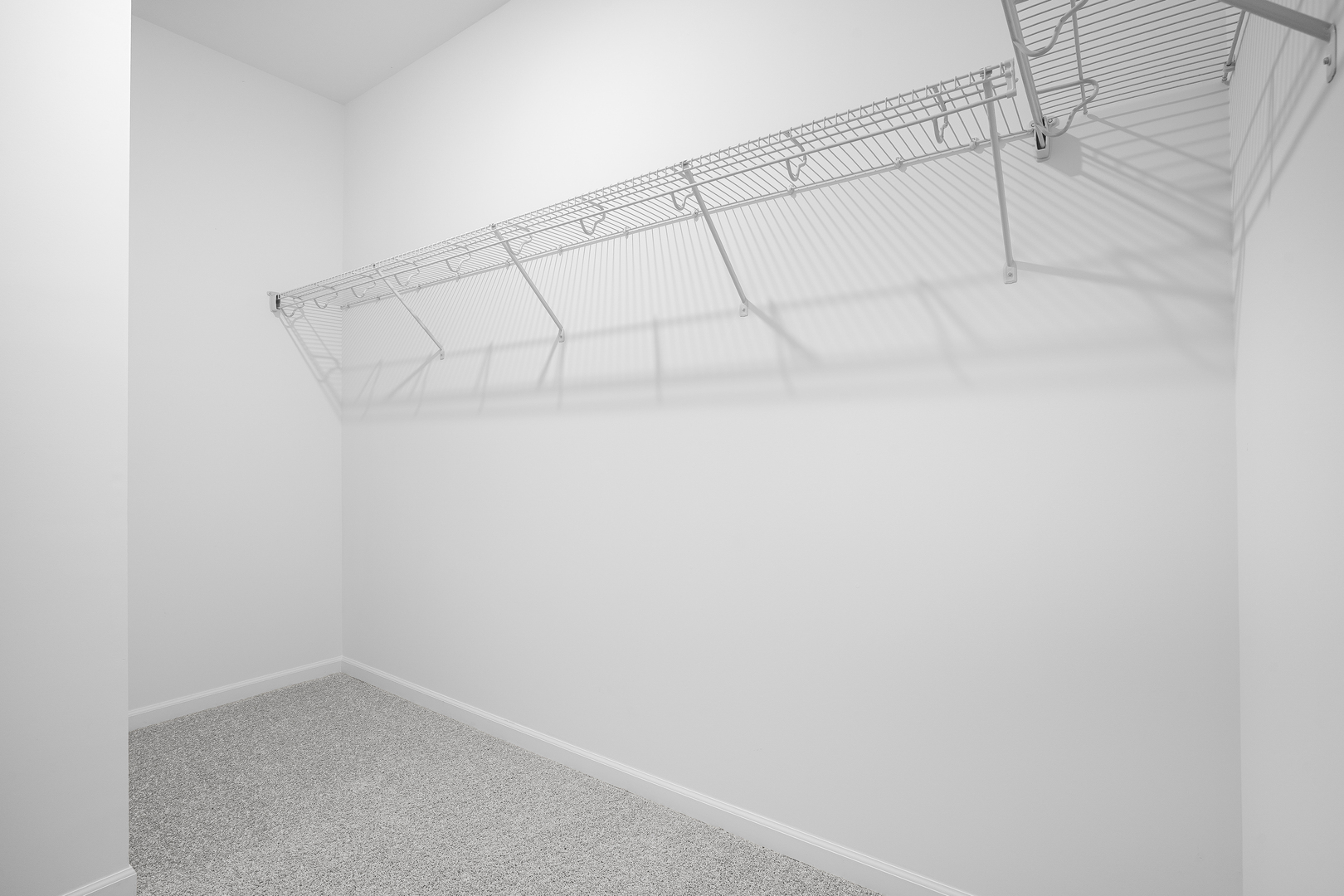 4216 Meadowridge Road, Woodstock, IL 60098