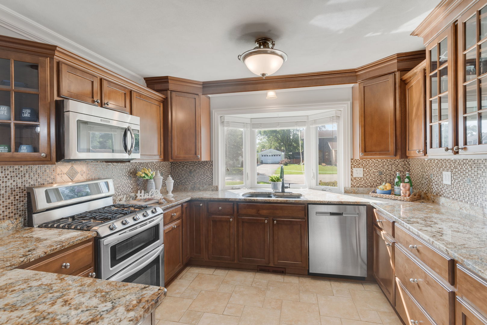 188 Oakwood Drive, Antioch, IL 60002