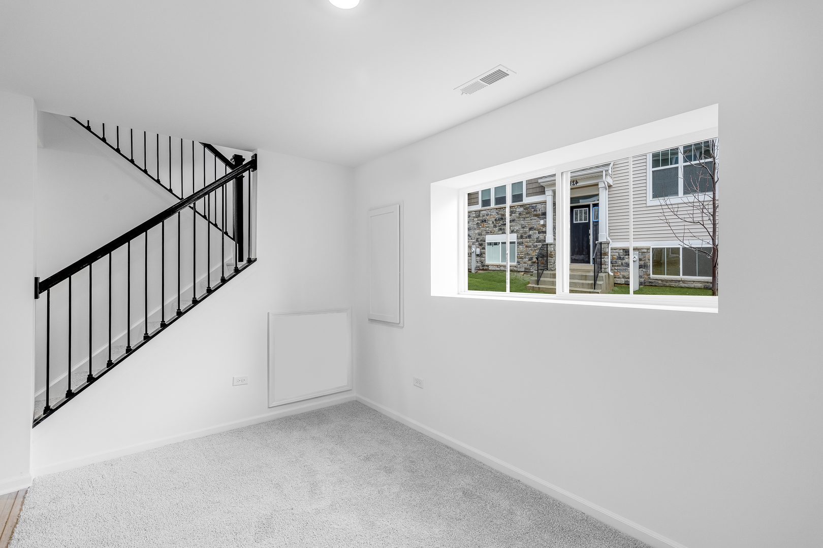 421 Red Oak Circle, Volo, IL 60020