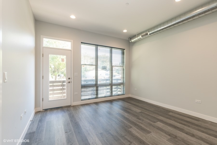 8917 Grant Avenue #3B, Brookfield, IL 60513