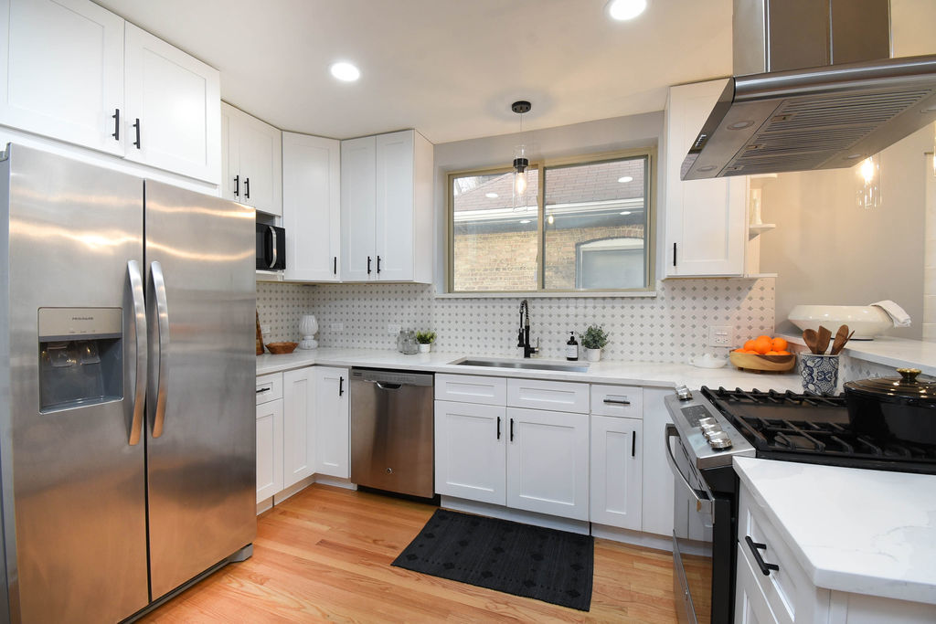 1902 S 9th Avenue, Maywood, IL 60153