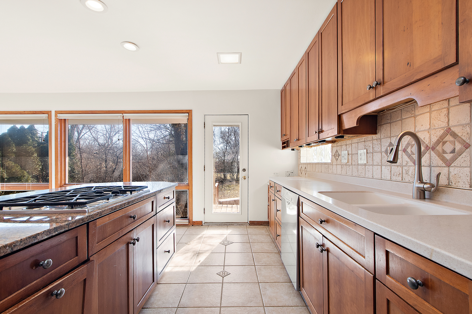 2708 Hawthorne Lane, Flossmoor, IL 60422