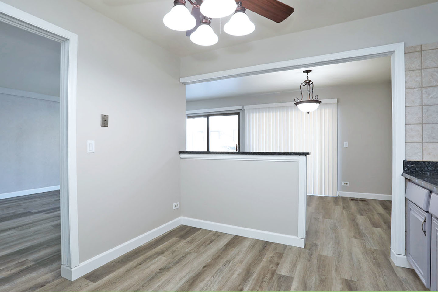 236 Deerpath Court #B1, Schaumburg, IL 60193