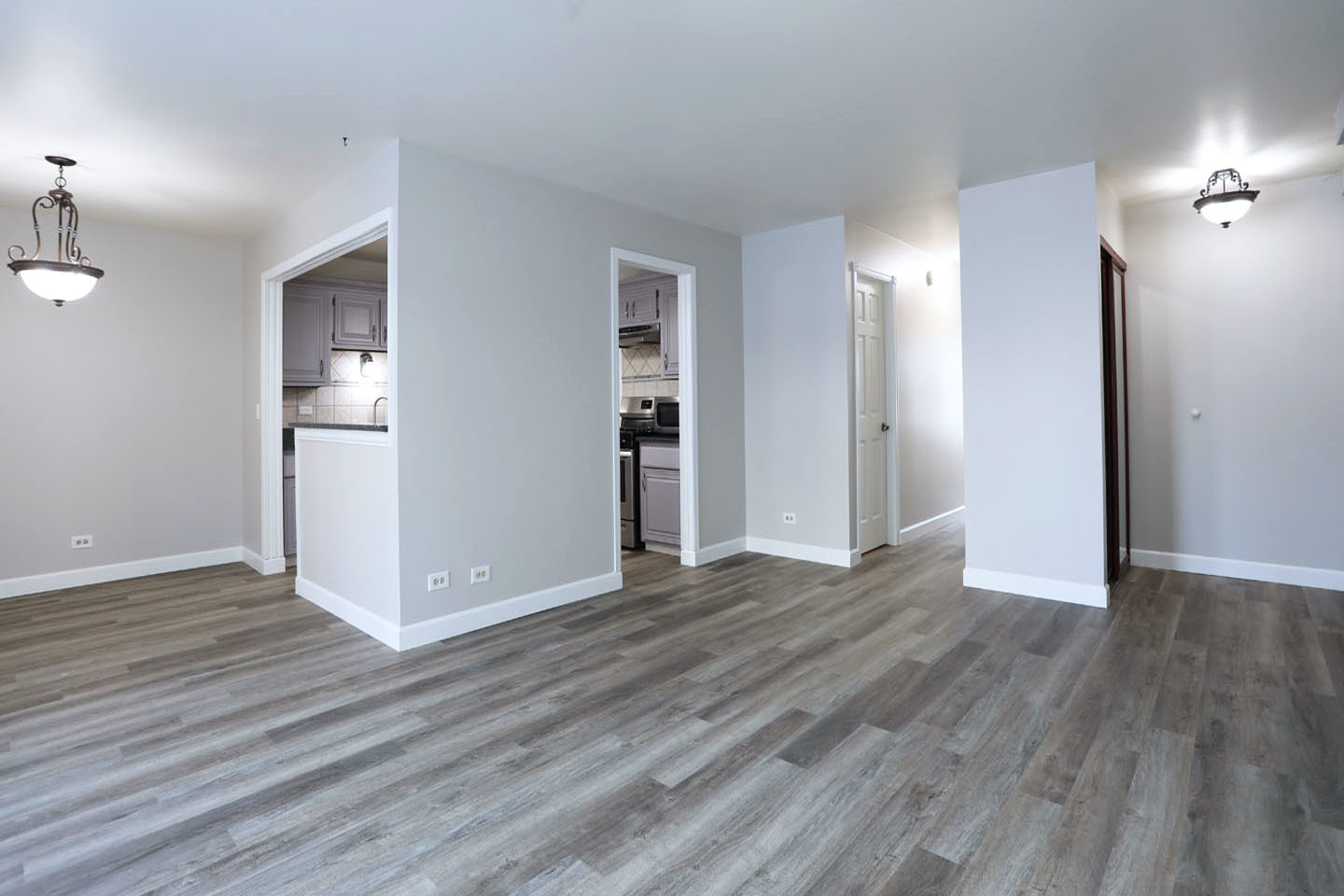 236 Deerpath Court #B1, Schaumburg, IL 60193