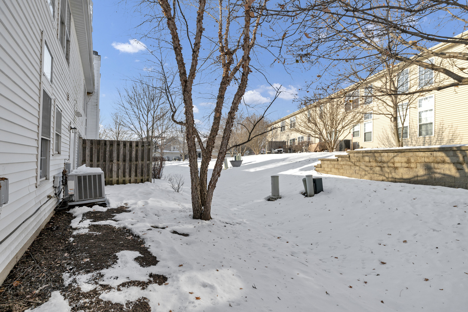 460 Lancaster Drive, Pingree Grove, IL 60140