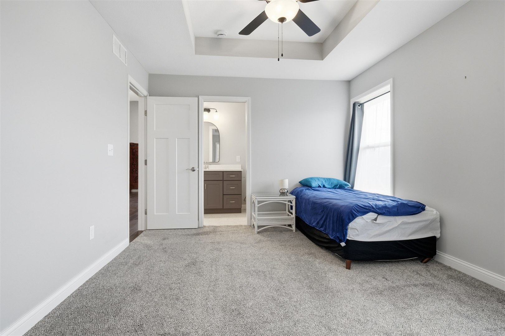 12 Misty Lane, Bloomington, IL 61705