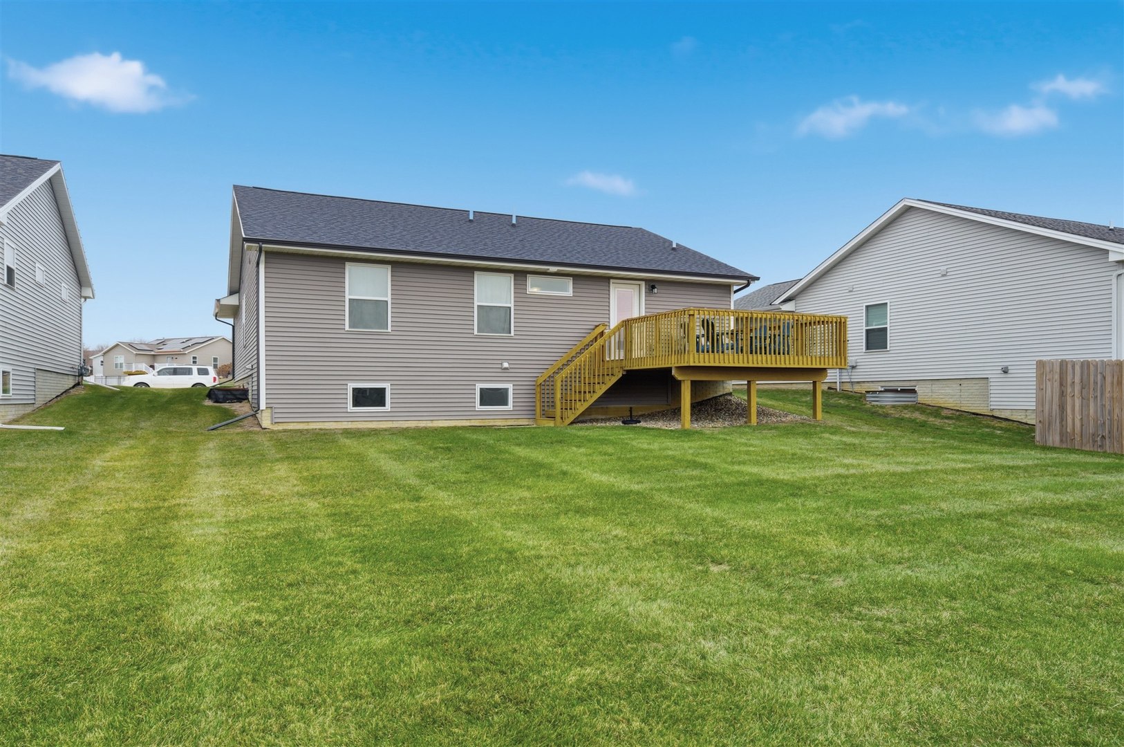 12 Misty Lane, Bloomington, IL 61705