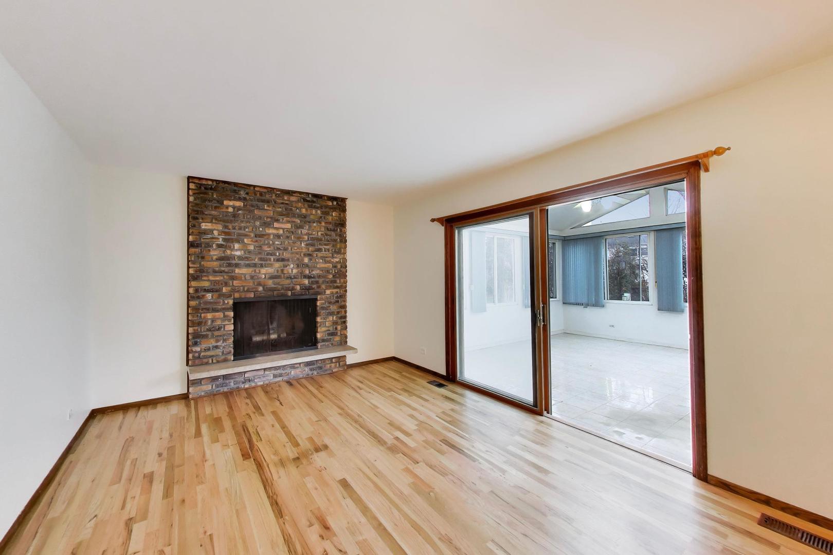 4053 Cumnor Road, Downers Grove, IL 60515