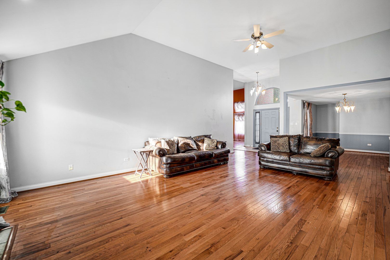 5319 Northwind Drive, Richton Park, IL 60471