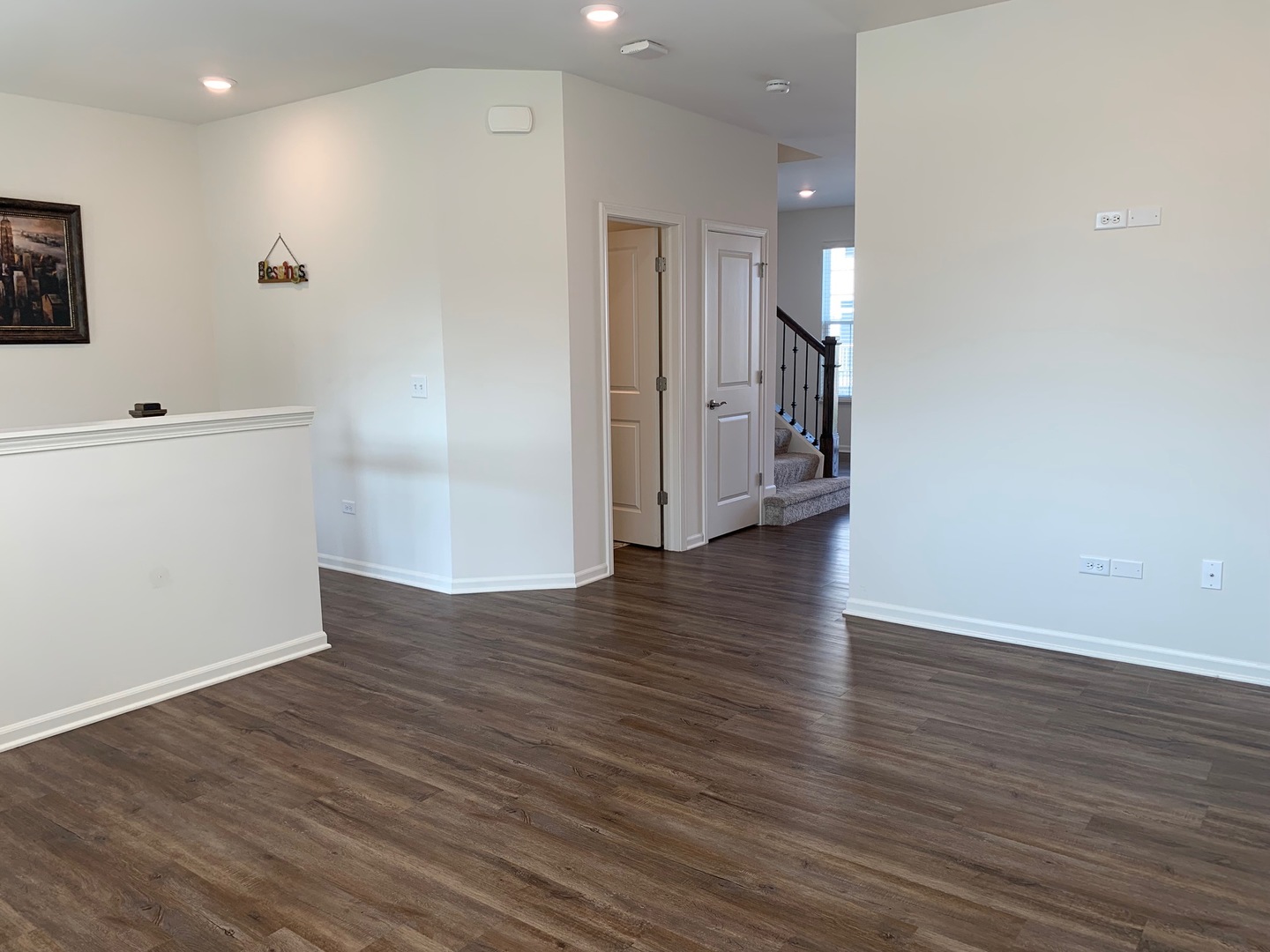 285 Lakeshore Drive, Oswego, IL 60543