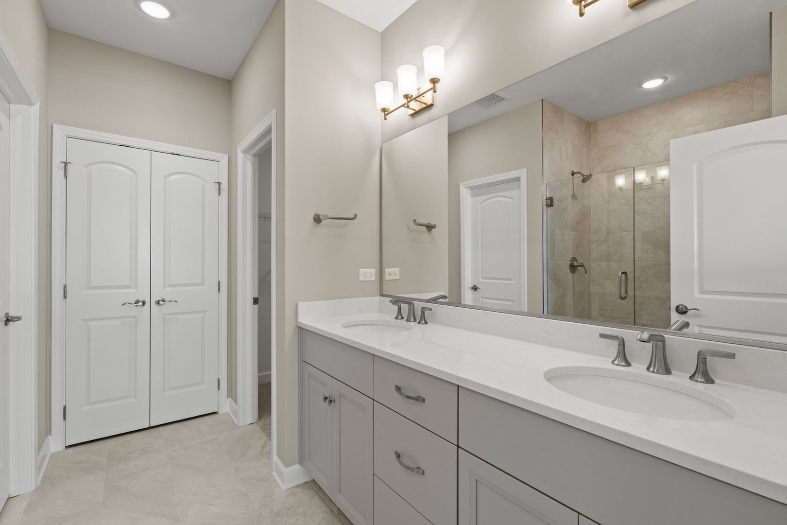 16551 Kayla Drive, Lemont, IL 60439