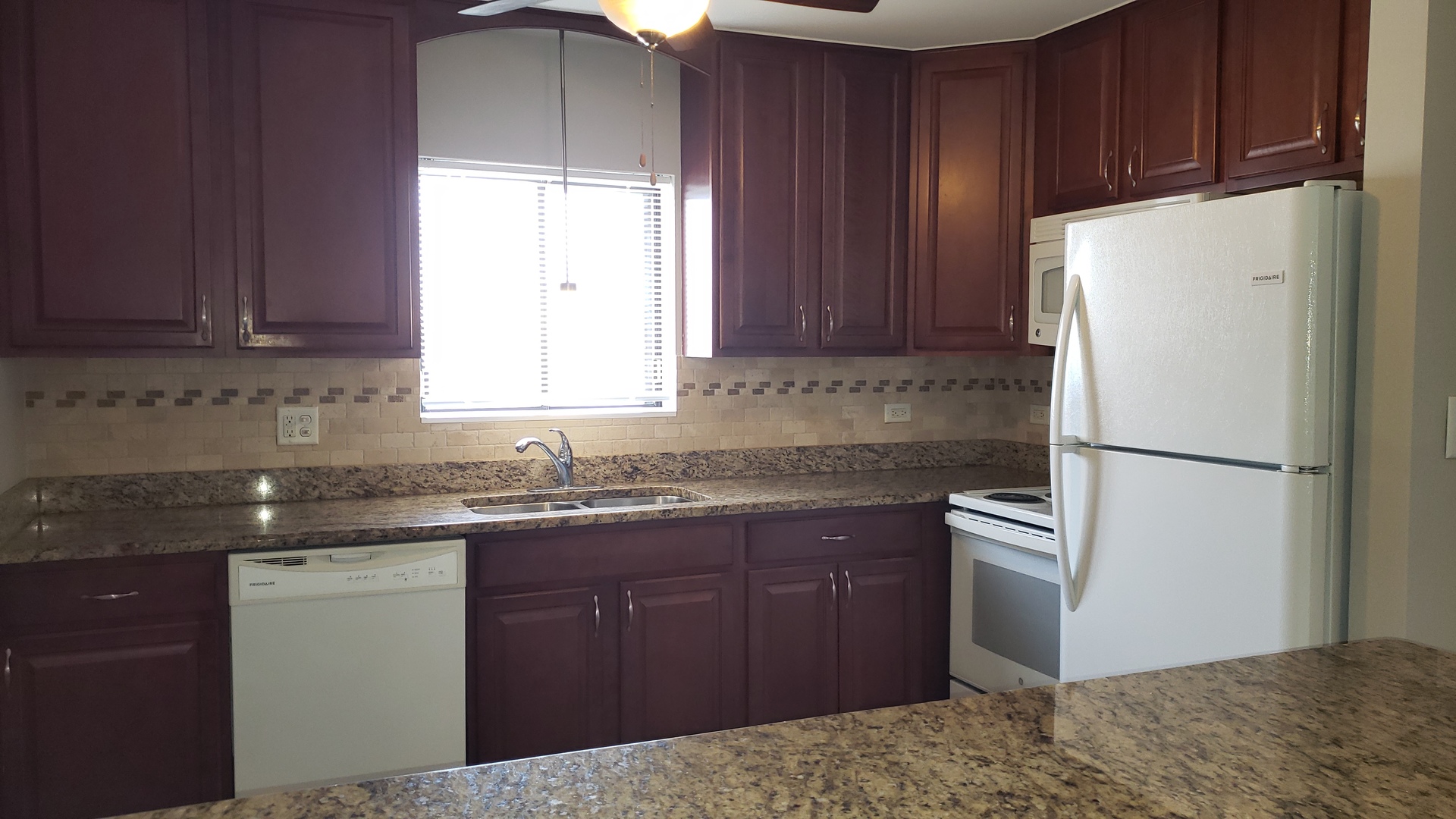 1033 Spruce Street #3A, Glendale Heights, IL 60139