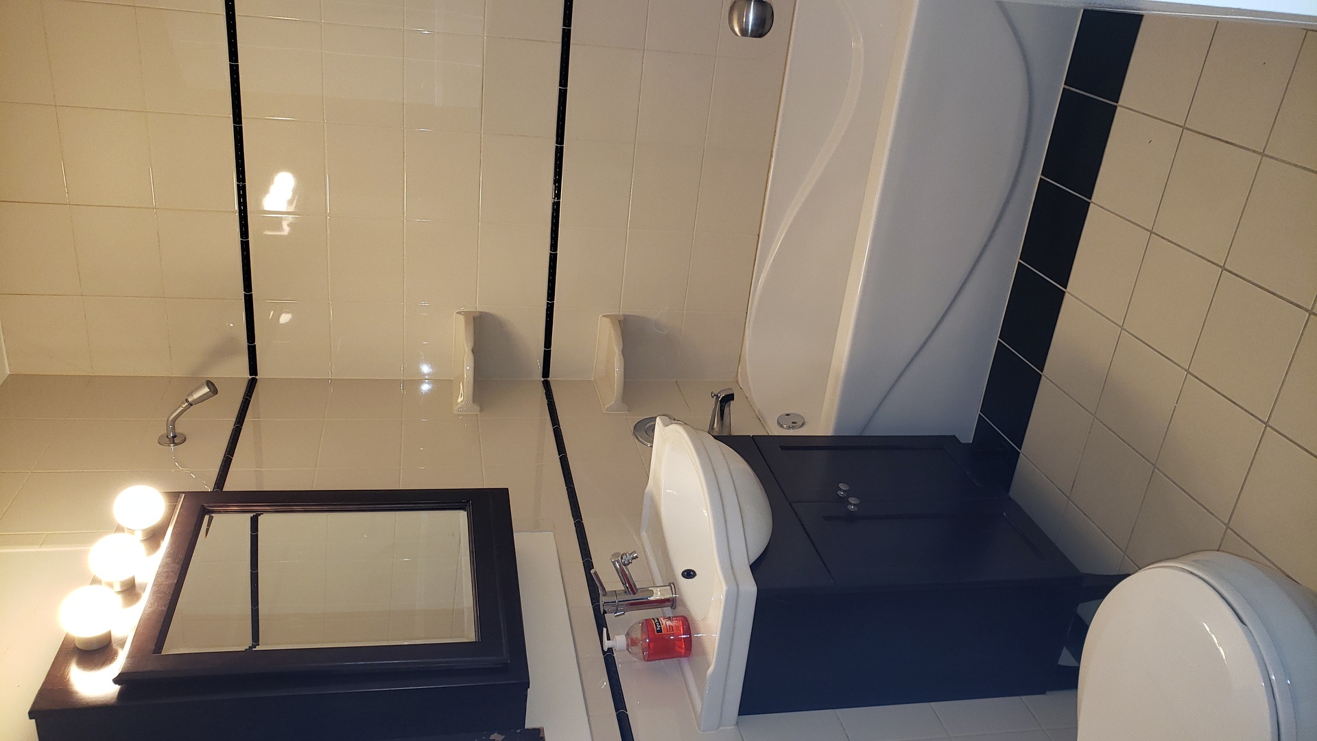 1033 Spruce Street #3A, Glendale Heights, IL 60139