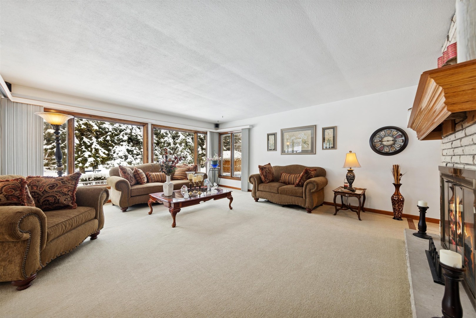 7216 S Octavia Avenue, Bridgeview, IL 60455