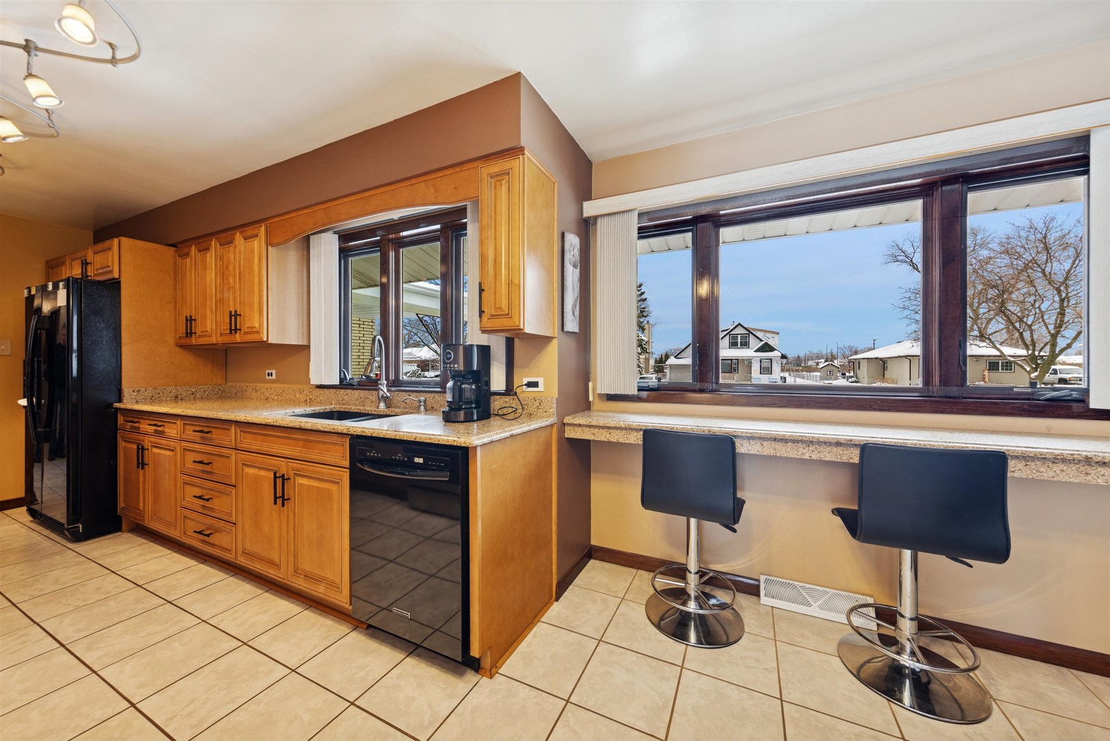 7216 S Octavia Avenue, Bridgeview, IL 60455