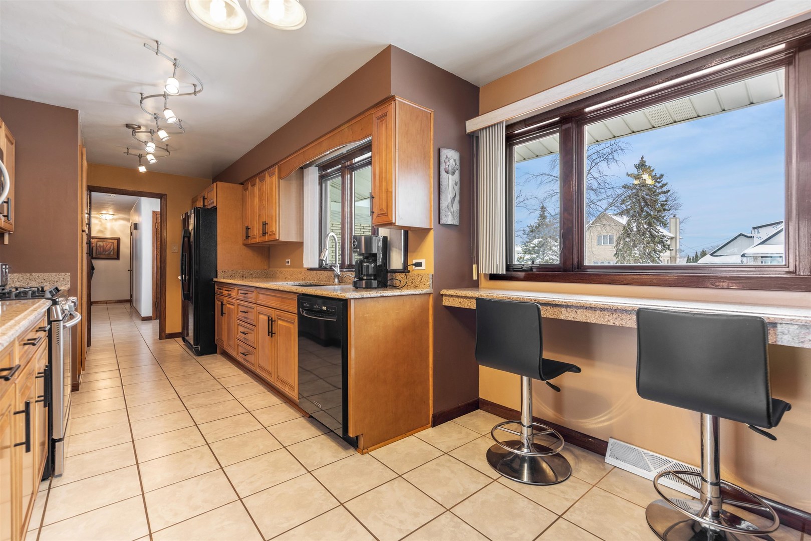 7216 S Octavia Avenue, Bridgeview, IL 60455