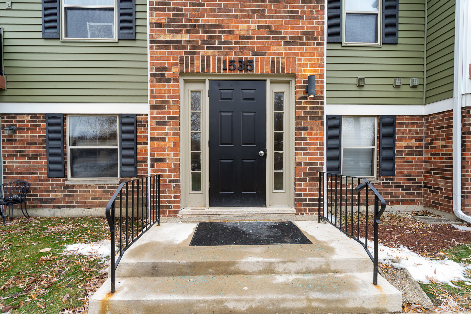 1535 RAYMOND Drive #202, Naperville, IL 60563