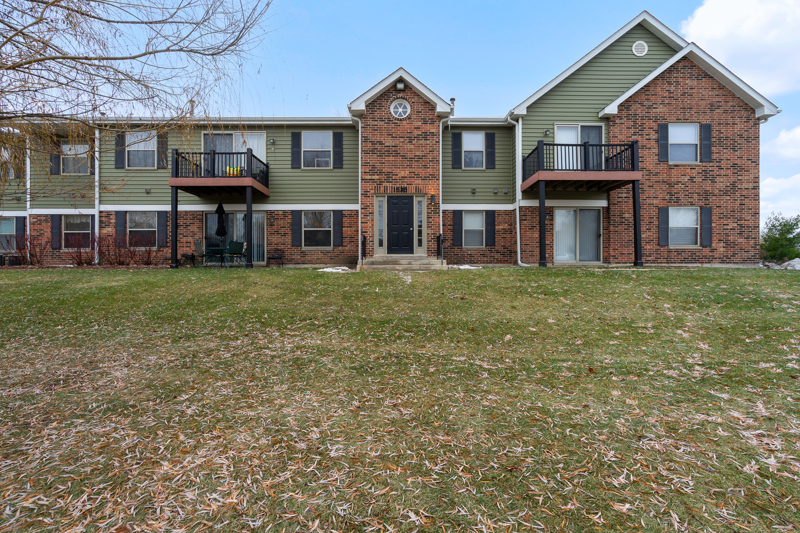1535 RAYMOND Drive #202, Naperville, IL 60563