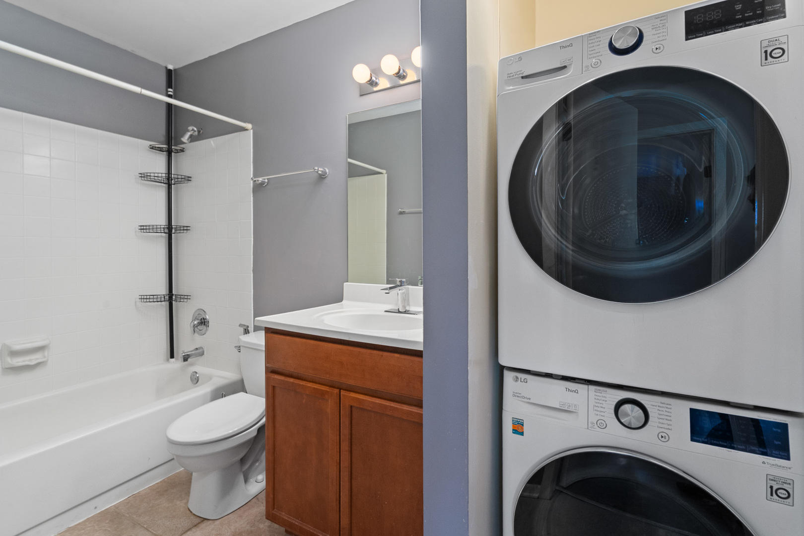 1535 RAYMOND Drive #202, Naperville, IL 60563