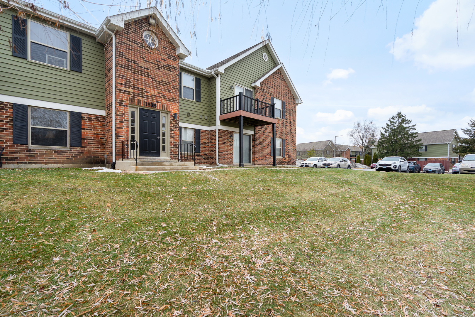 1535 RAYMOND Drive #202, Naperville, IL 60563