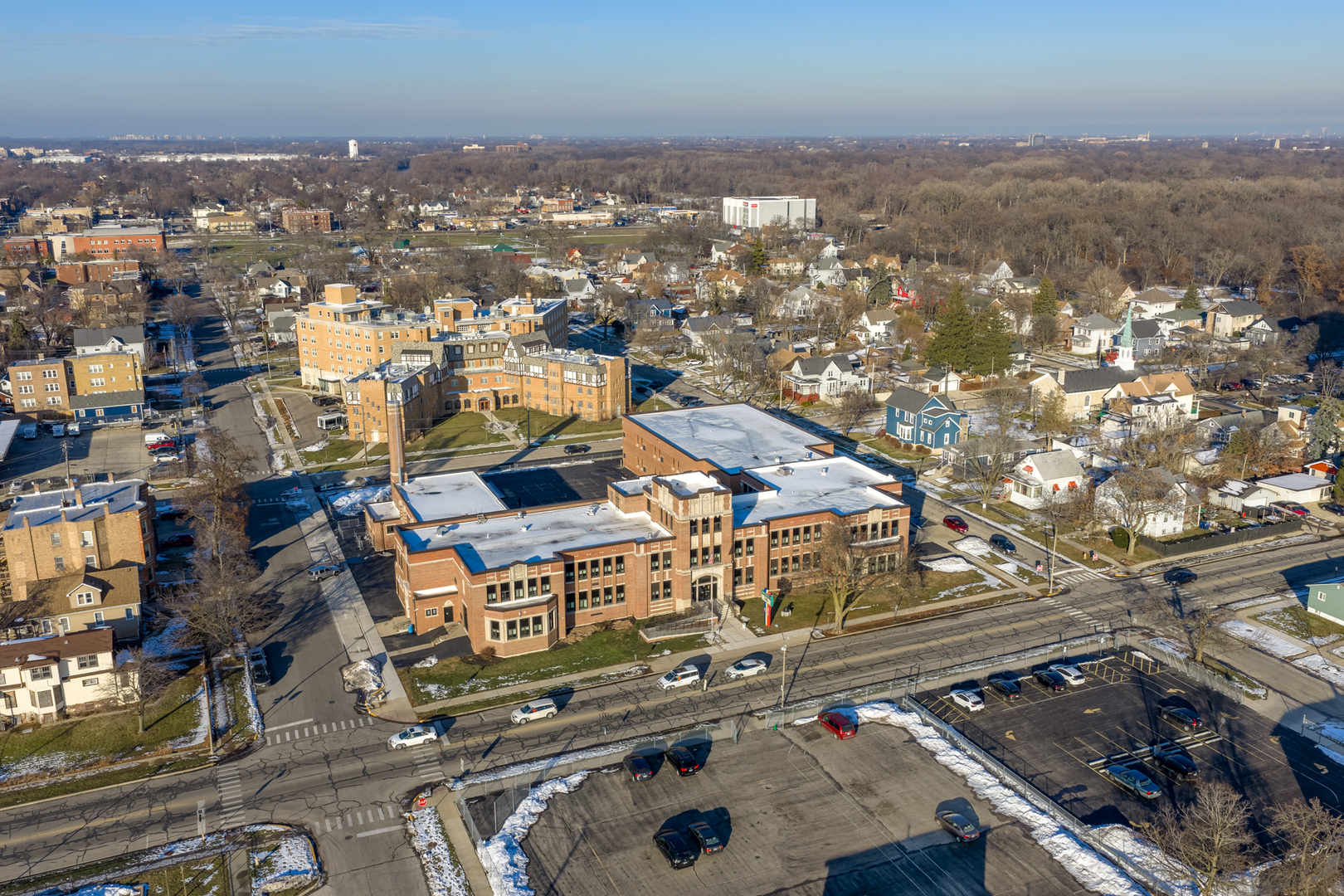 1118 S 7th Avenue, Maywood, IL 60153