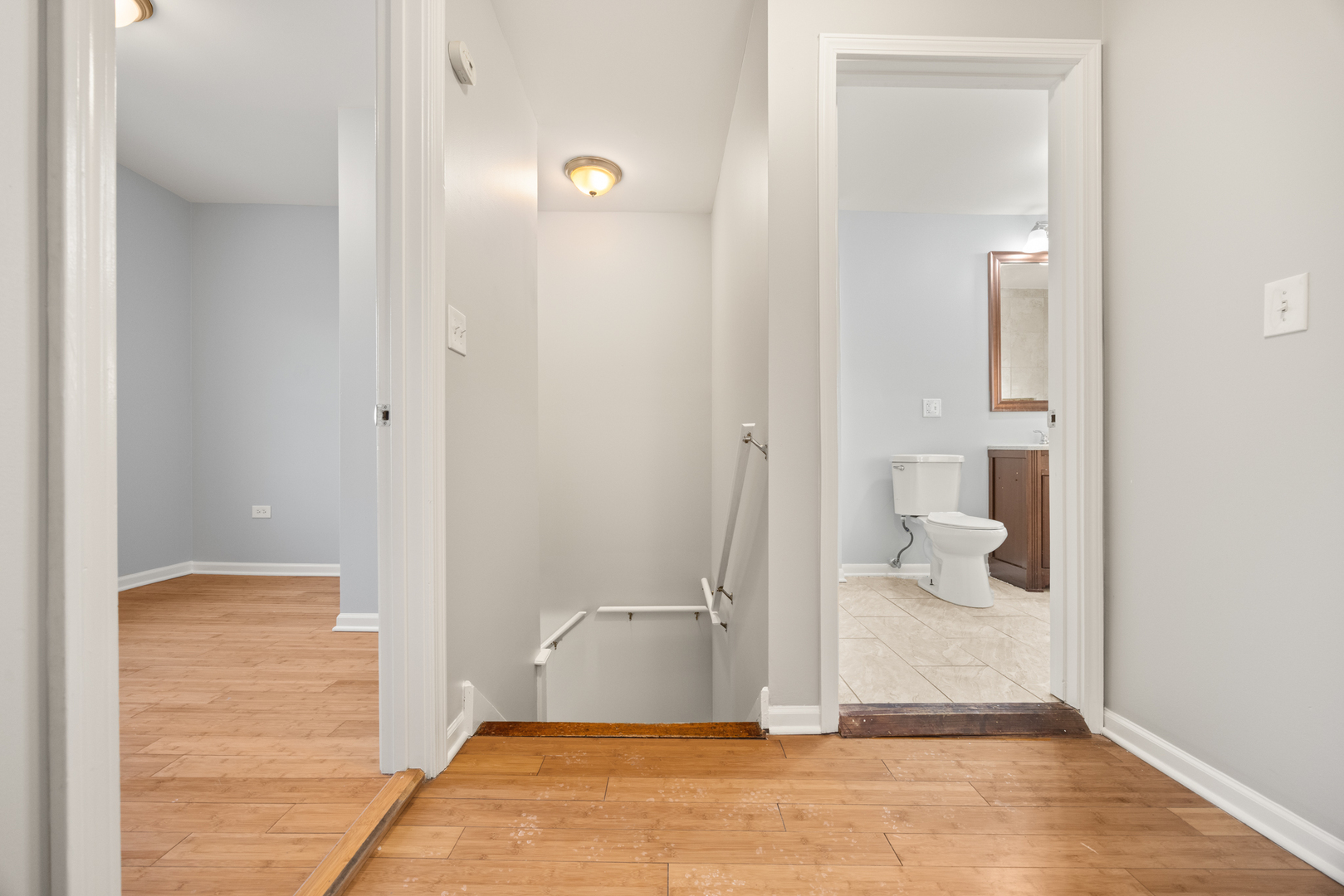 1118 S 7th Avenue, Maywood, IL 60153