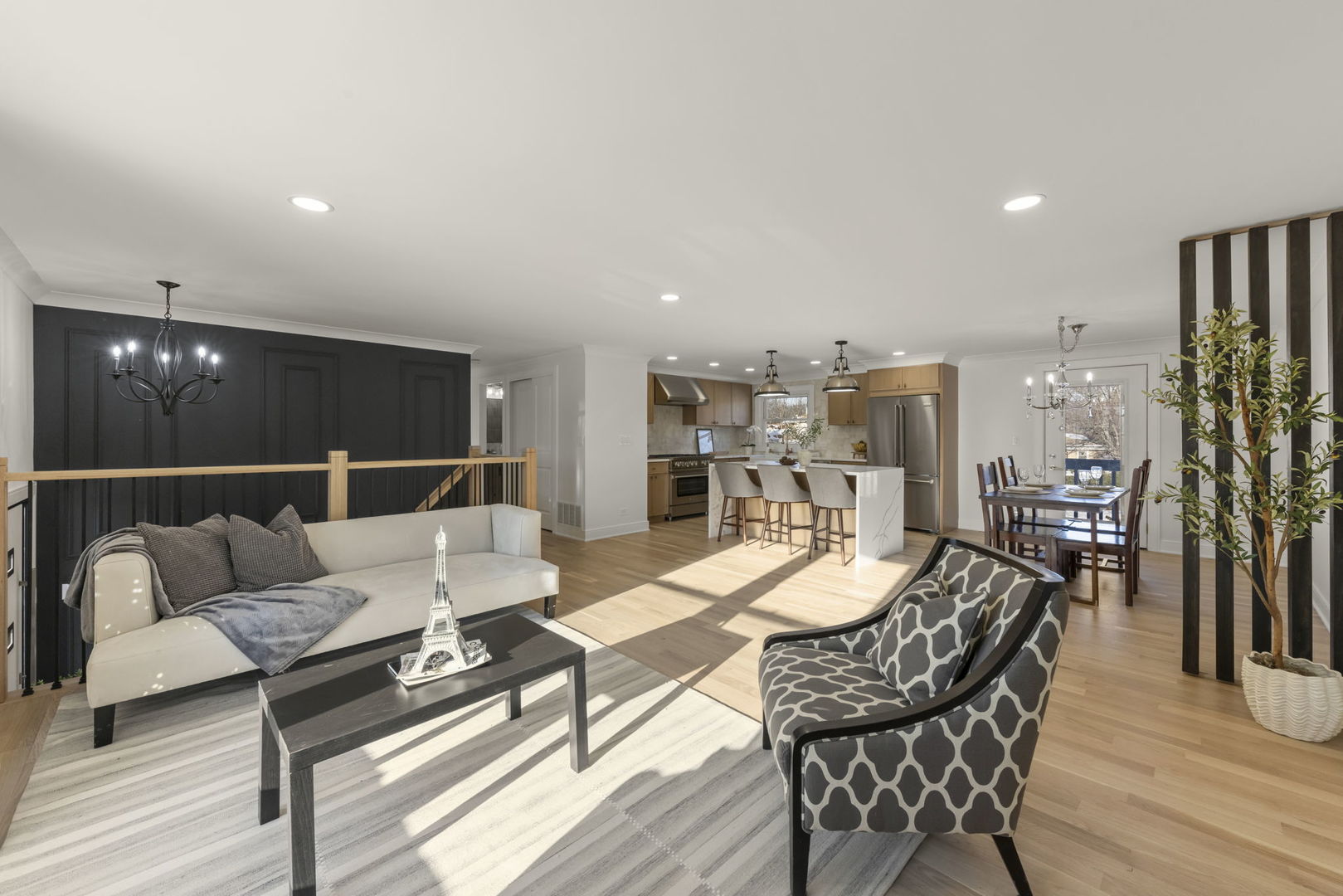 1122 Patricia Court, Schaumburg, IL 60193