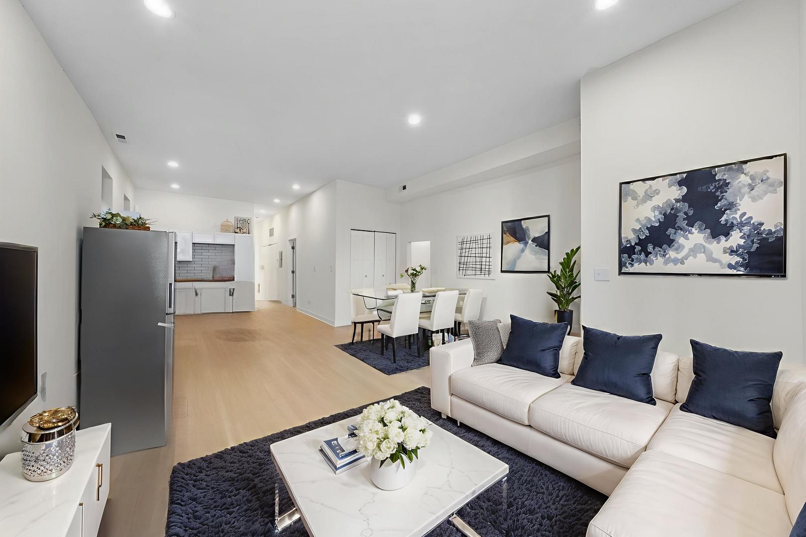 3037 W Lexington Street #2, Chicago, IL 60612