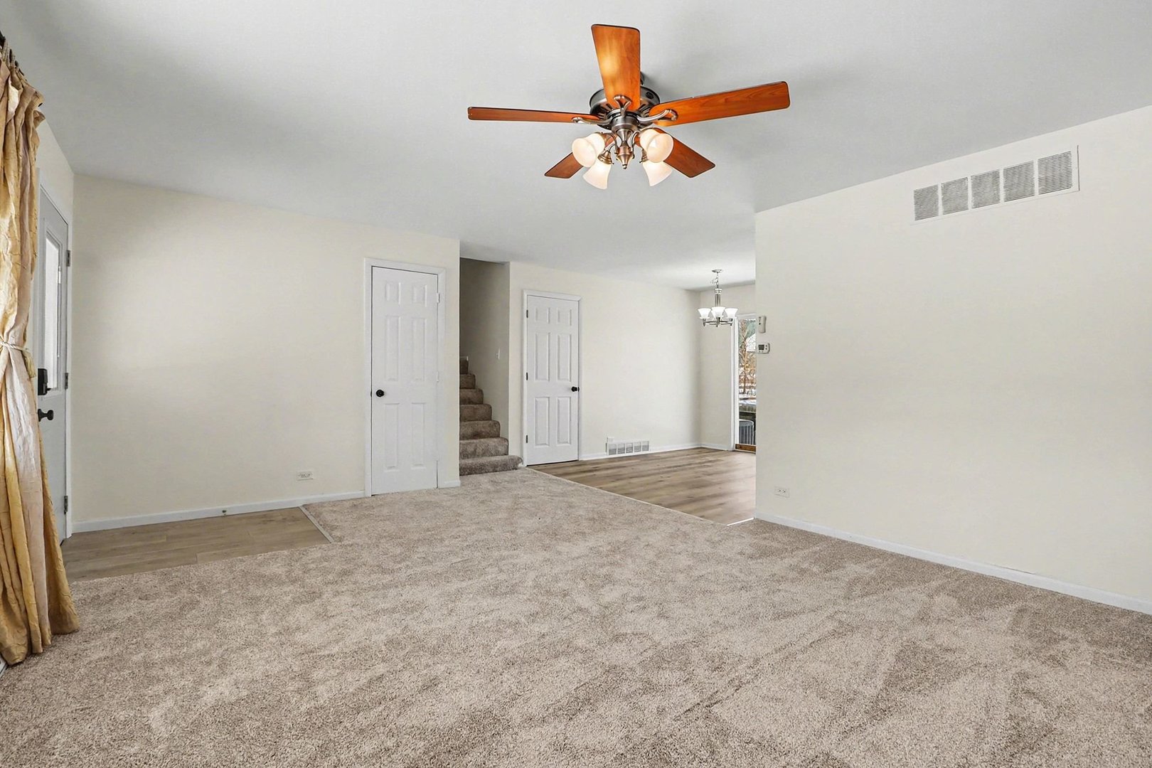 24031 S Cardinal Drive, Channahon, IL 60410