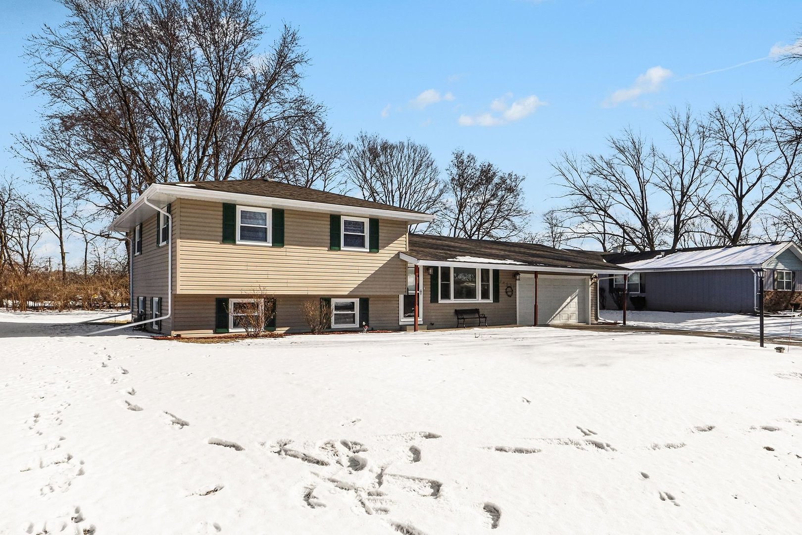 24031 S Cardinal Drive, Channahon, IL 60410