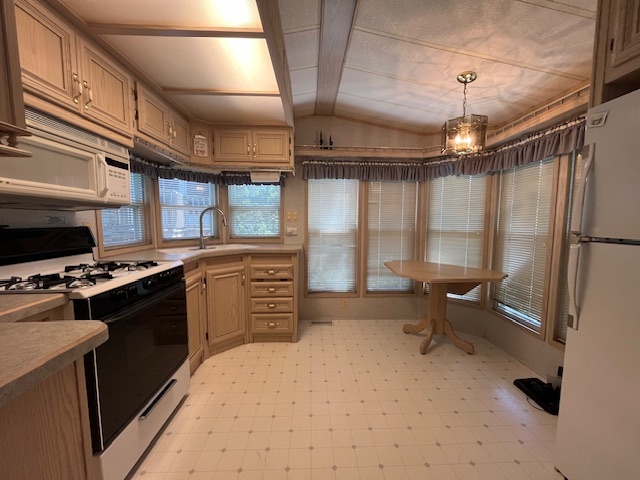 2795 E 28th Lot 140 Road, Seneca, IL 61360