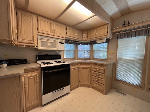 2795 E 28th Lot 140 Road, Seneca, IL 61360