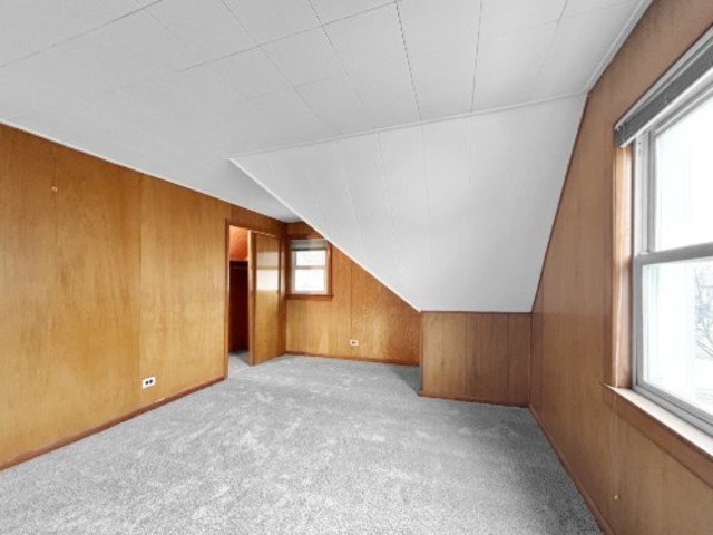 2247 S 21st Avenue, Broadview, IL 60155