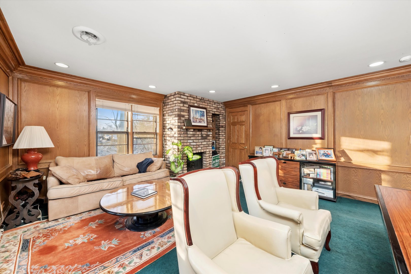 8200 W 95 Street, Hickory Hills, IL 60457