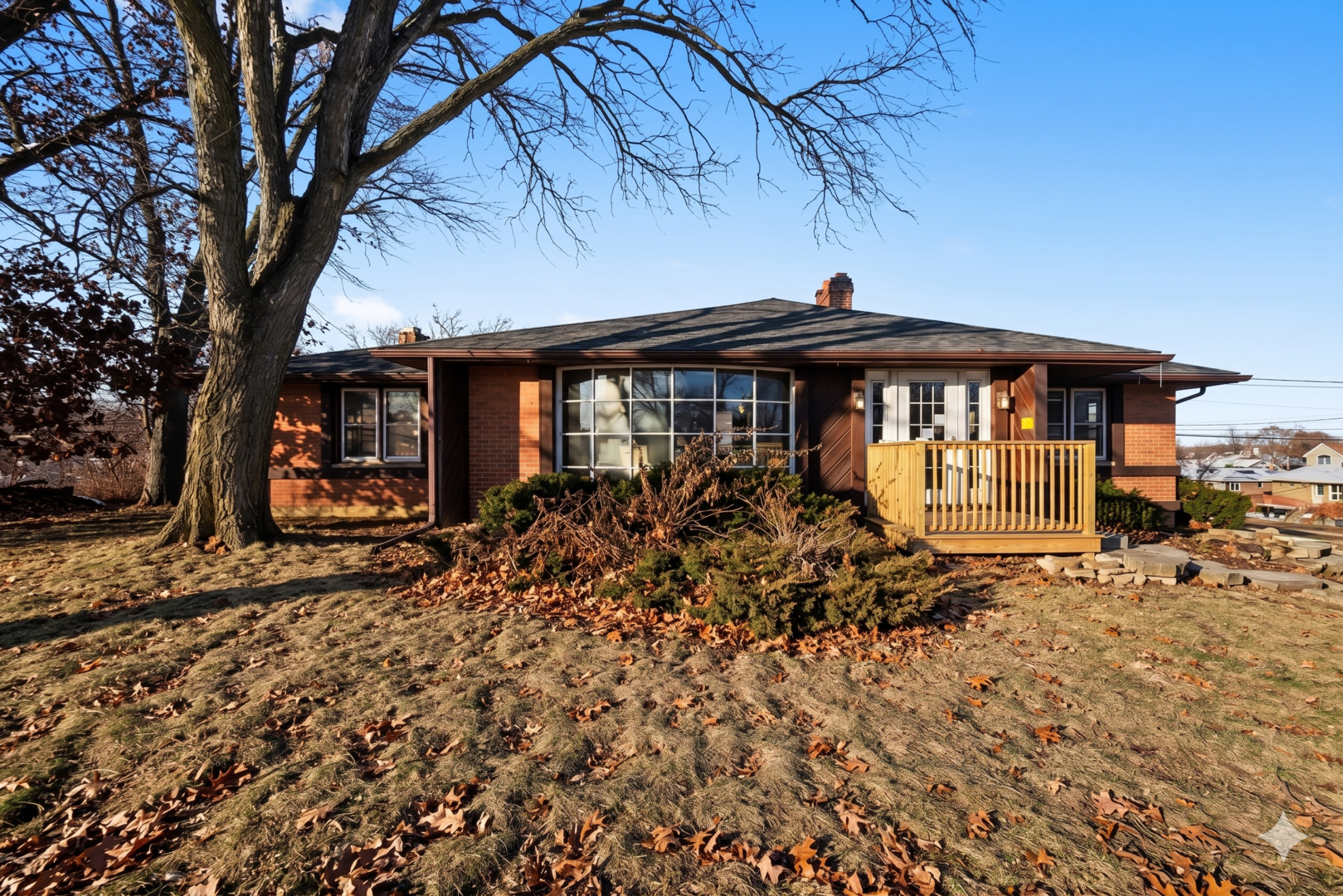 8200 W 95 Street, Hickory Hills, IL 60457