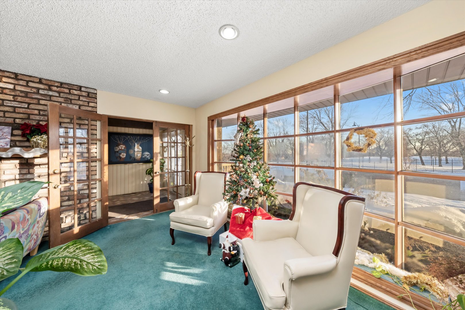 8200 W 95 Street, Hickory Hills, IL 60457