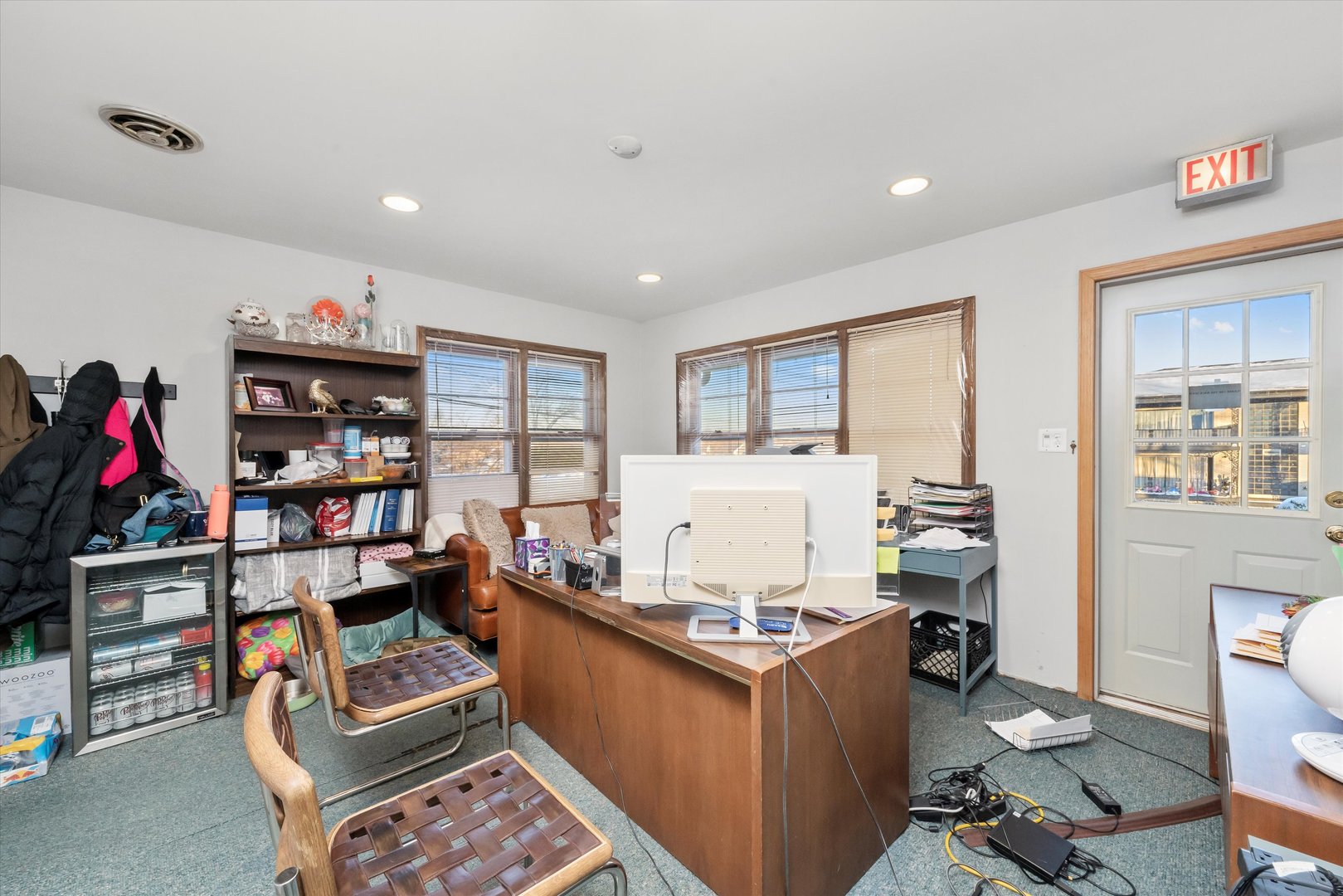 8200 W 95 Street, Hickory Hills, IL 60457