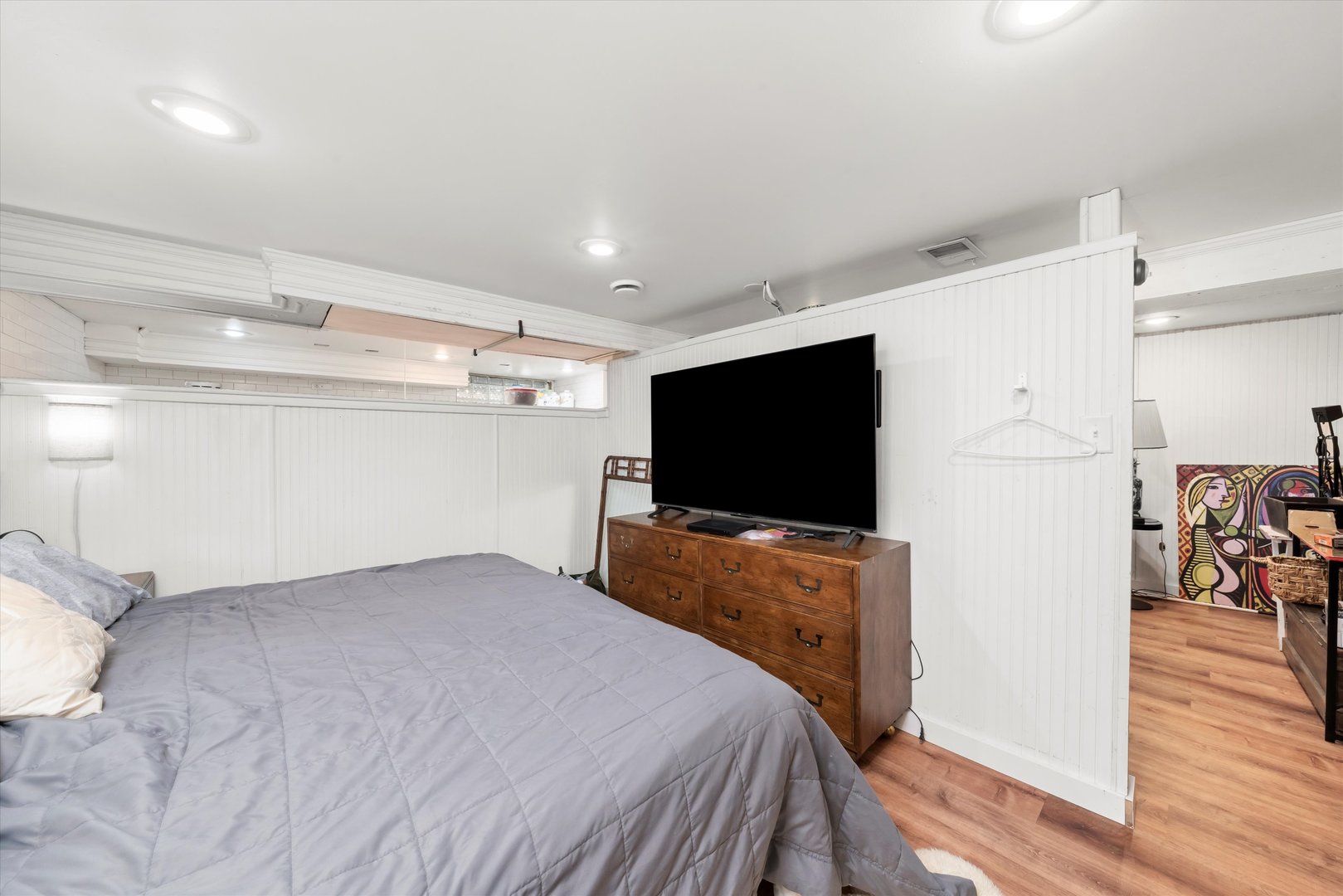 8200 W 95 Street, Hickory Hills, IL 60457